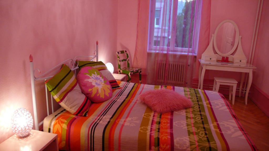 B&B La Vie En Rose Basel Eksteriør bilde